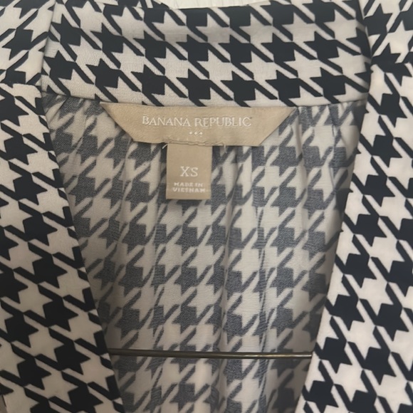 Banana Republic houndstooth sleeveless top with necktie size xs NWT - Picture 3 of 6